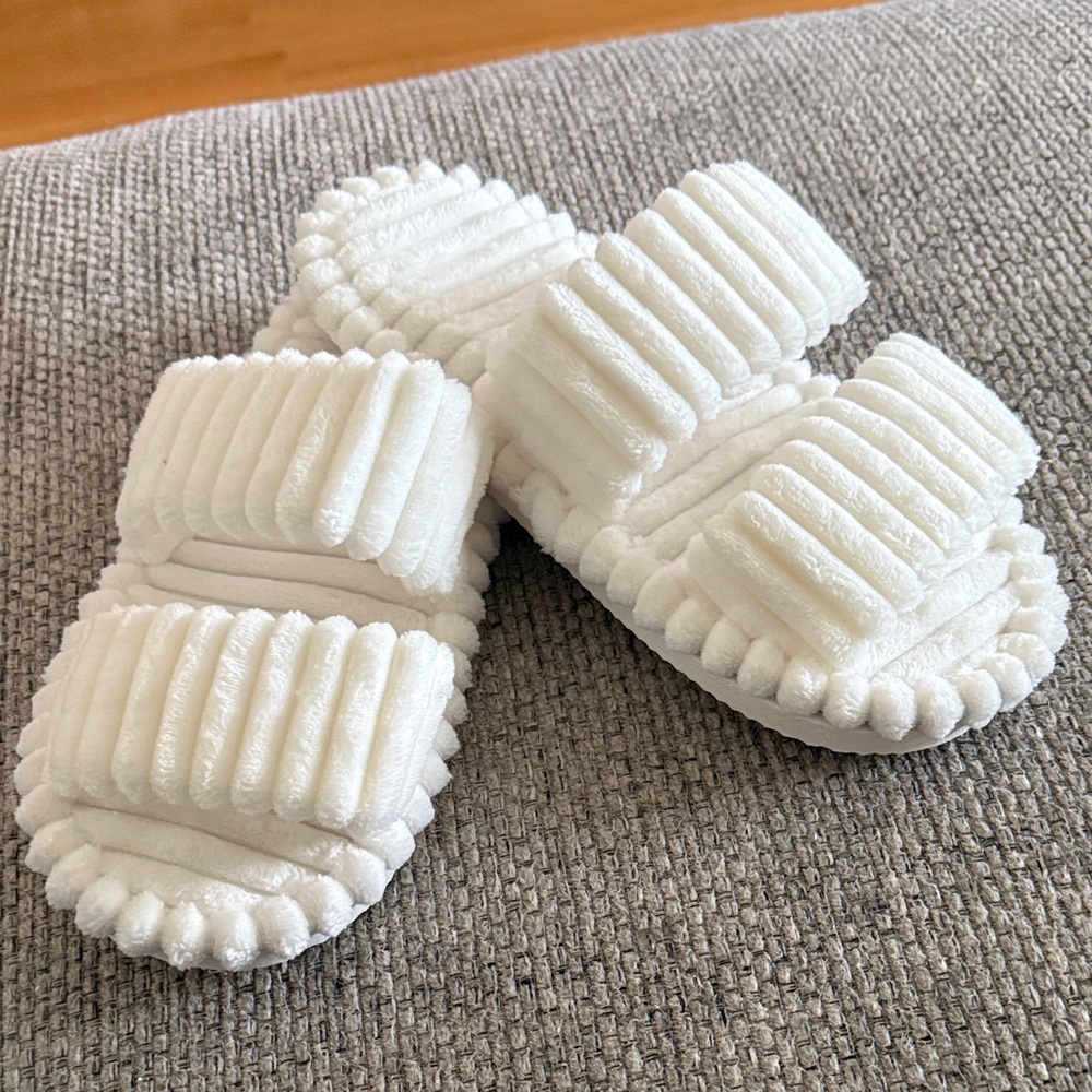Cozy White Women's Slippers